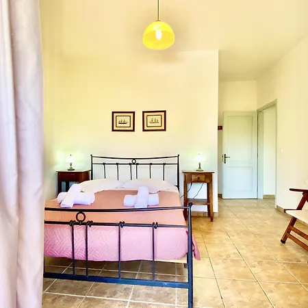 וילה Kostas Estate With Private Pool By Dadovillas Astrakeri