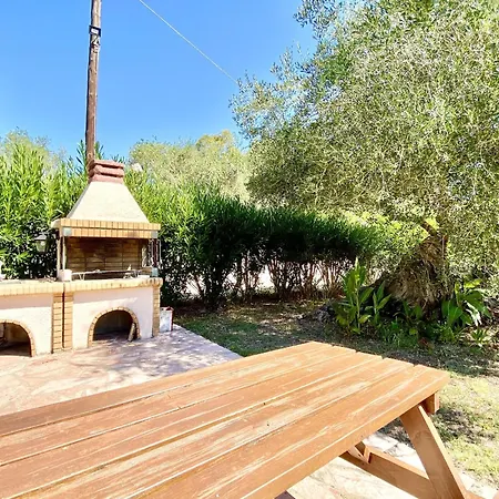 וילה Kostas Estate With Private Pool By Dadovillas